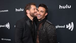 Jaymes Vaughn and Jonathan Bennett