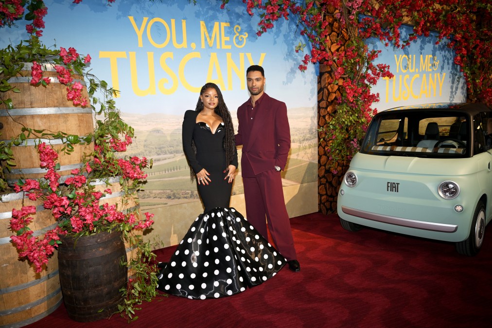 (L-R) Halle Bailey and Regé-Jean Page