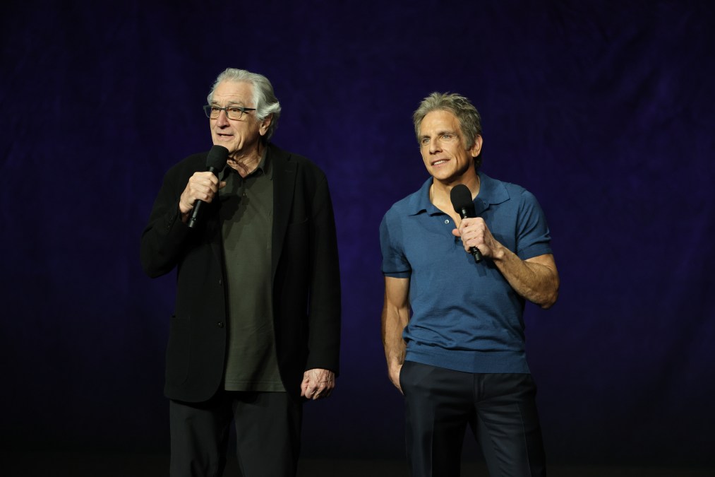 (L-R) Robert De Niro and Ben Stiller promote the upcoming film "Focker In-Law" during CinemaCon.