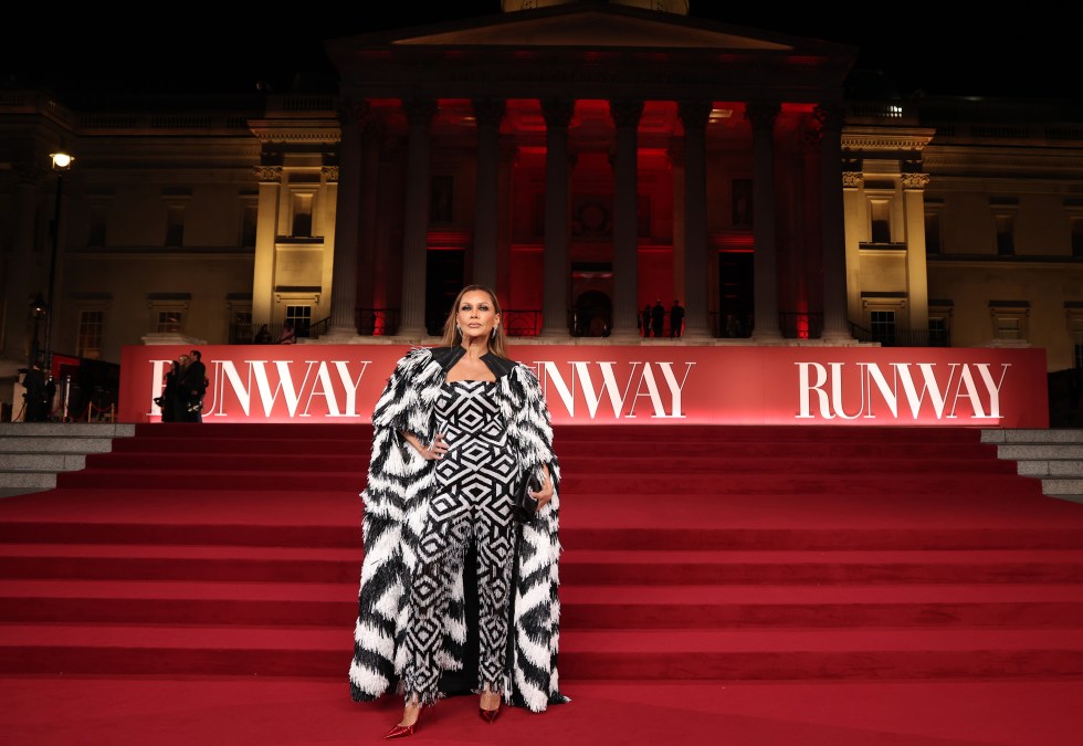 Vanessa Williams poses on the red carpet of "Devil Wears Prada 2"