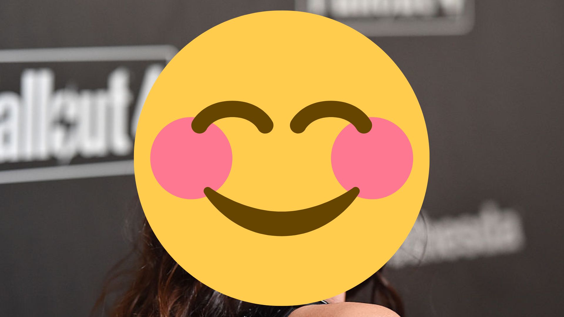 Hallmark Jessica Lowdness