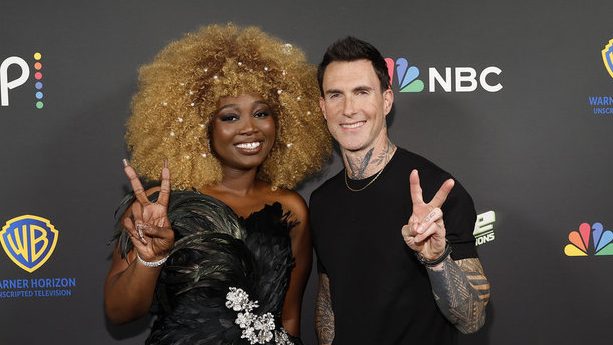 Adam Levine Alexia Jayy