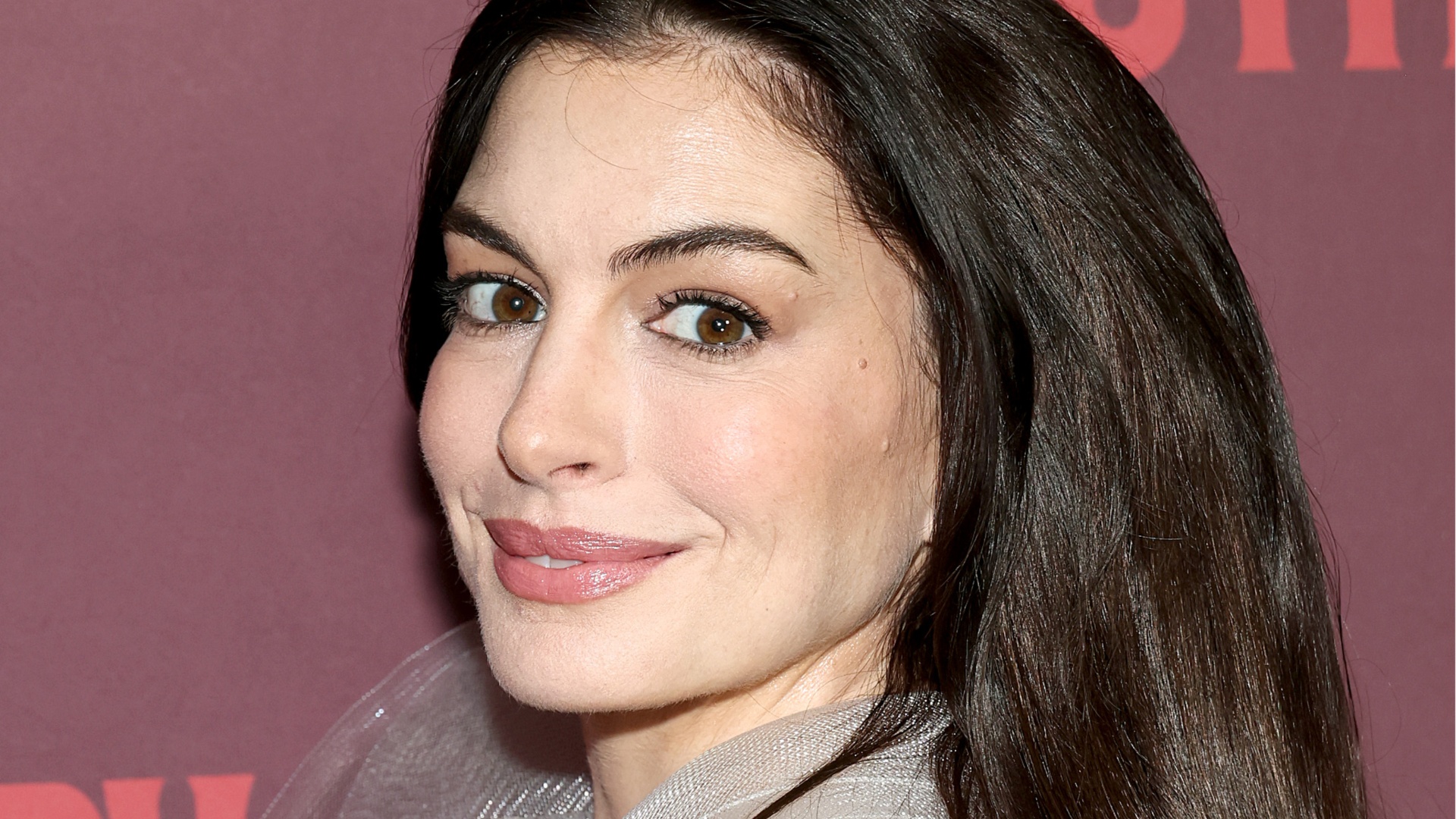 Anne Hathaway