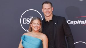 shawn johnson postpartum
