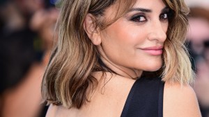 Penélope Cruz smiling at the "La Bola Negra" photocall