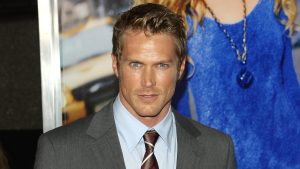 Jason Lewis