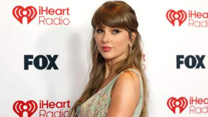 Why Taylor Swift’s Jewelry Has Everyone Talking About Travis Kelce and Elizabeth Taylor