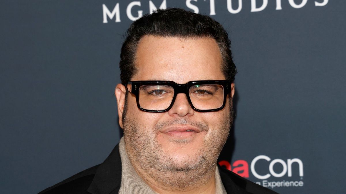 Josh Gad