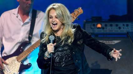 ‘Total Eclipse of the Heart’ Singer Bonnie Tyler Has Emergency Surgery