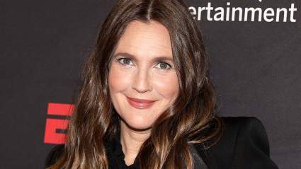Drew Barrymore Applauds Olivia Dean in Adorable Sweatpants “Dance Party”