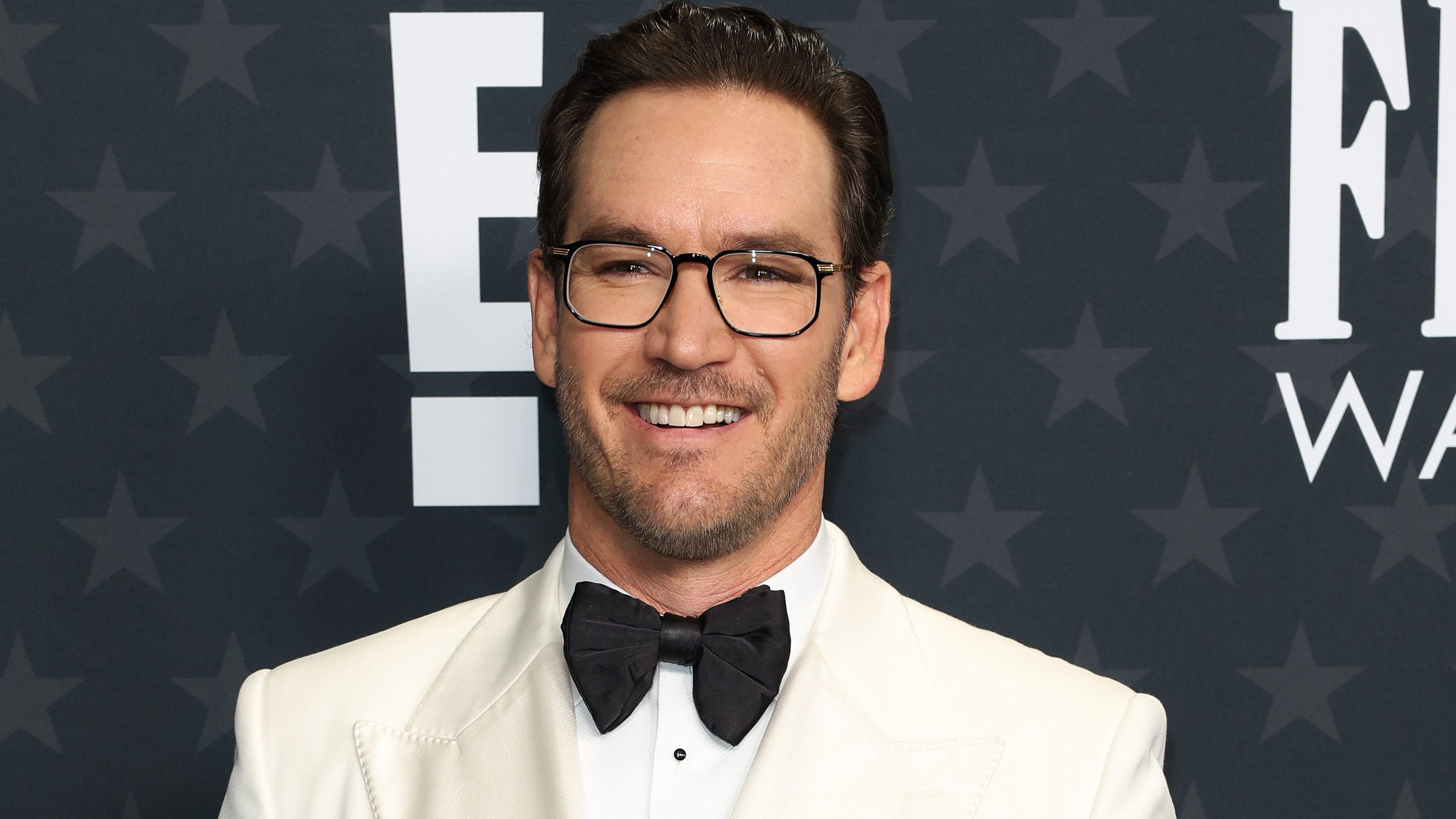 Mark-Paul Gosselaar choca com seu físico magnífico