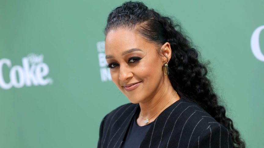 Tia Mowry
