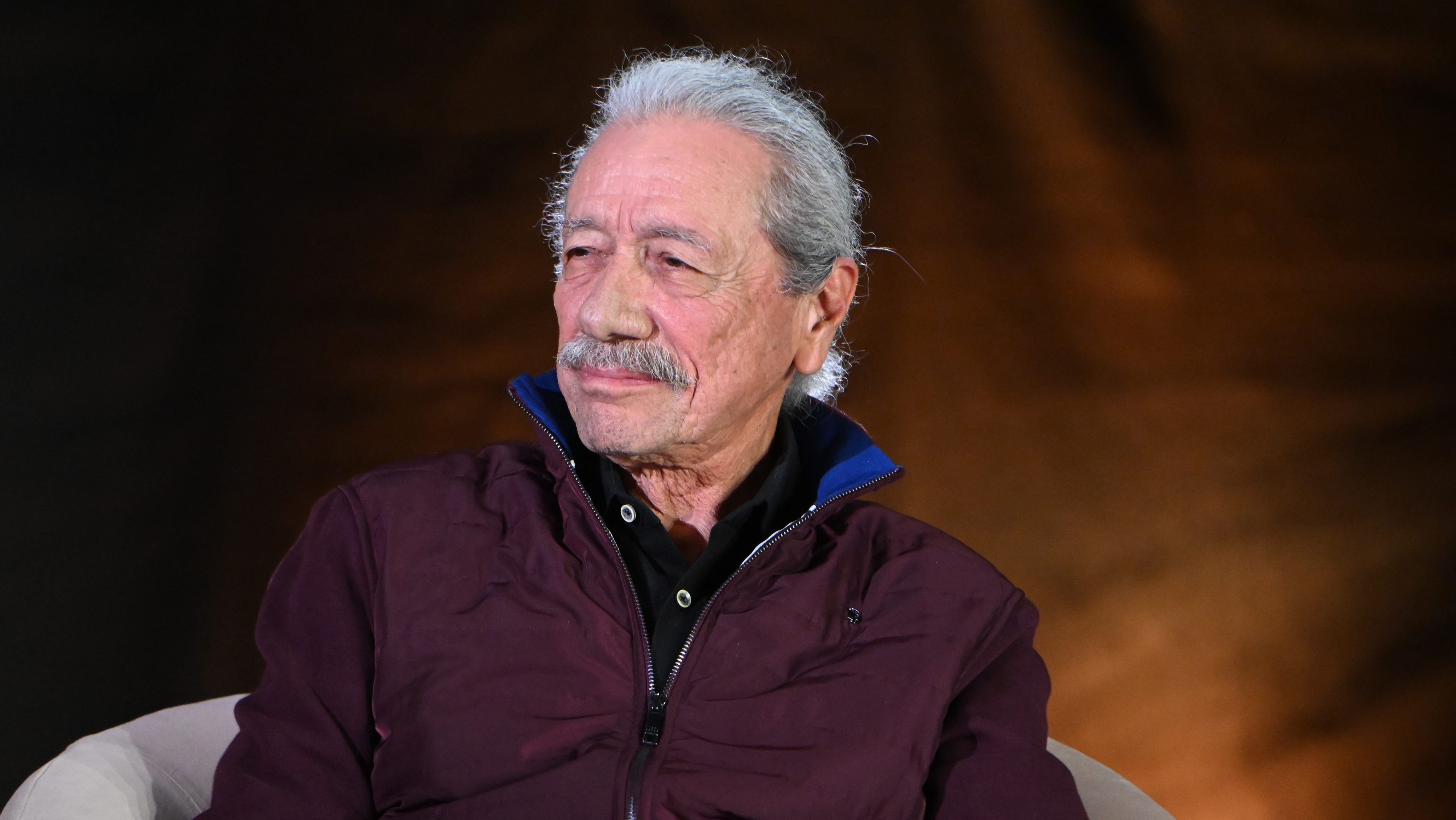 Edward James Olmos revela o que resta em sua lista de desejos Edward James Olmos revela o que resta em sua lista de desejos