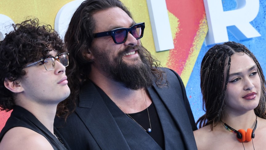 Jason Momoa attends the Supergirl event with his children