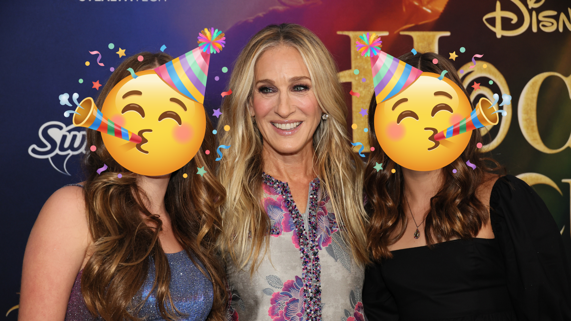 Sarah Jessica Parker and her twin daughters