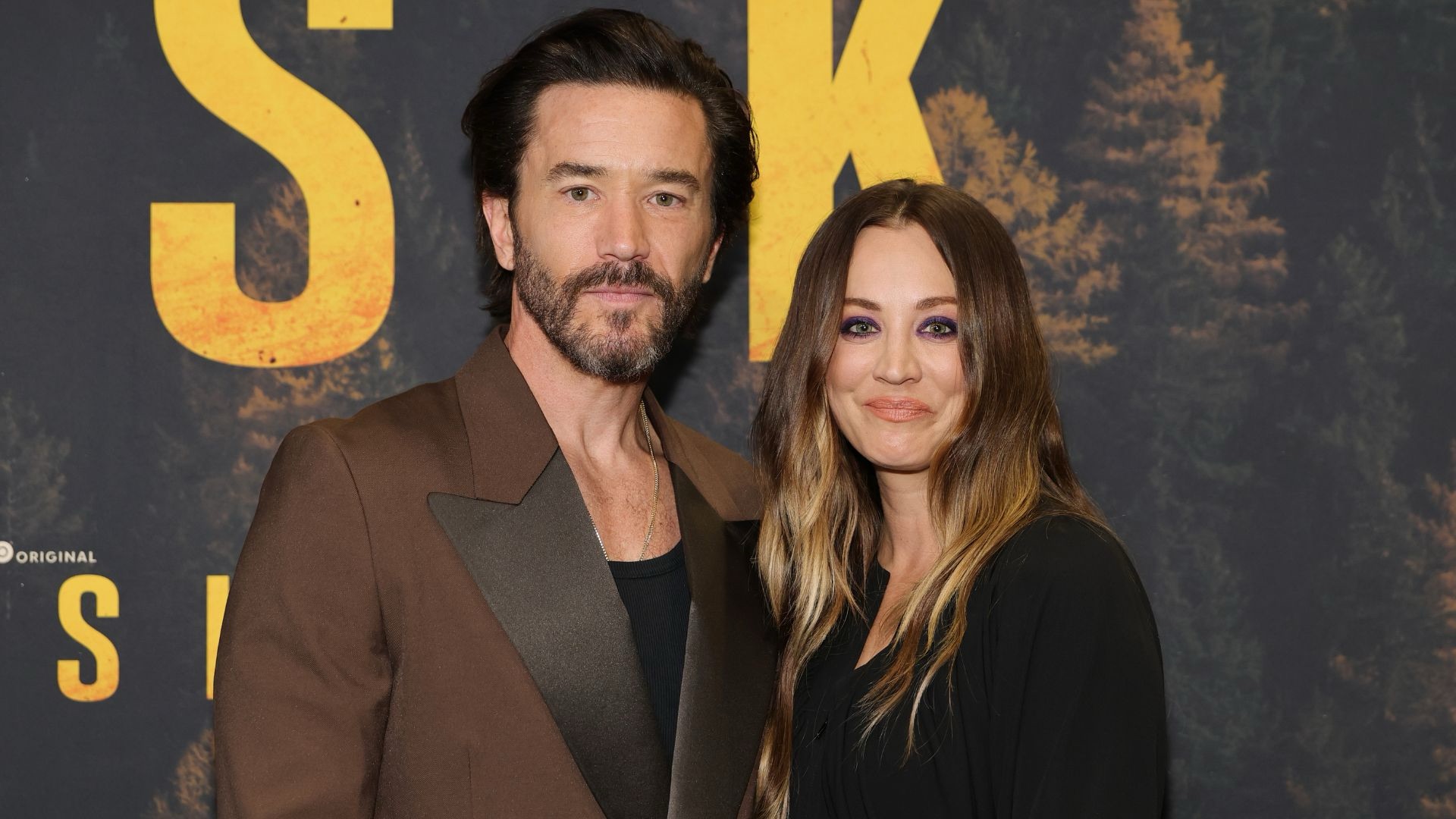 Kaley Cuoco e Tom Pelphrey estão esperando outra menina Kaley Cuoco e Tom Pelphrey estão esperando outra menina