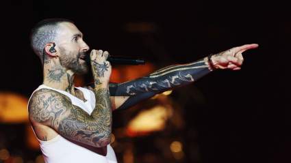 Adam Levine Surprises Fans With Adorable Father-Daughter Moment at Maroon 5 Show