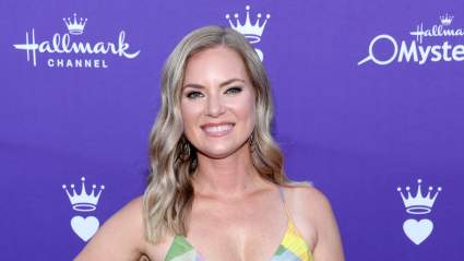 All the Scoop on Hallmark Alum Cindy Busby’s New Holiday Movie