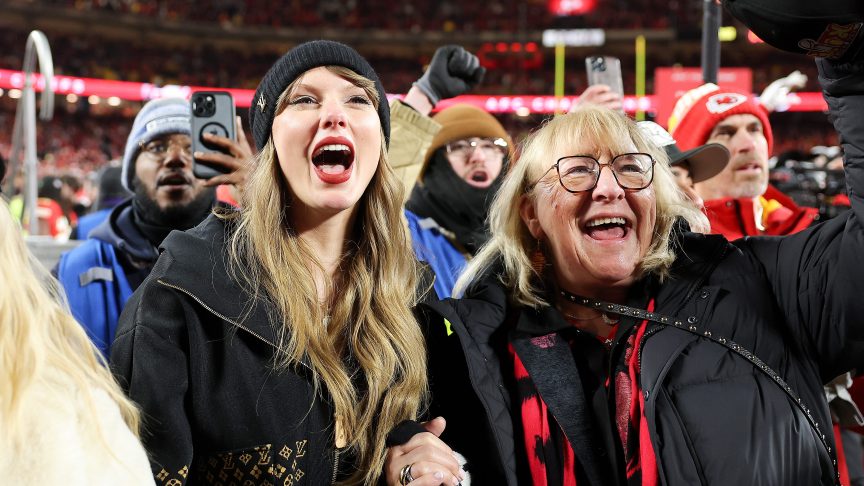 Taylor Swift and Donna Kelce, Travis Kelce's mom.