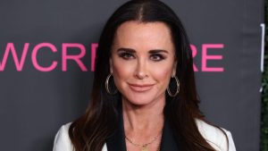 Kyle Richards attends an Unforgettable Evening at The Beverly Hilton on April 28, 2025 in Beverly Hills, California.
