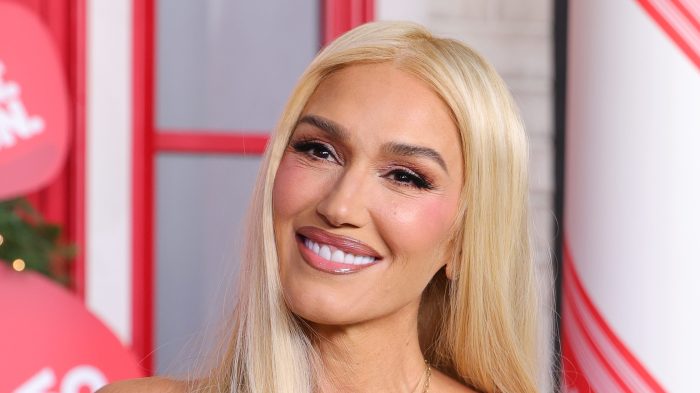 Gwen Stefani smiling