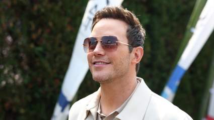 ‘Run to the Theater’ – Chris Pratt Praises ‘Young Washington’ Film in New Instagram Video