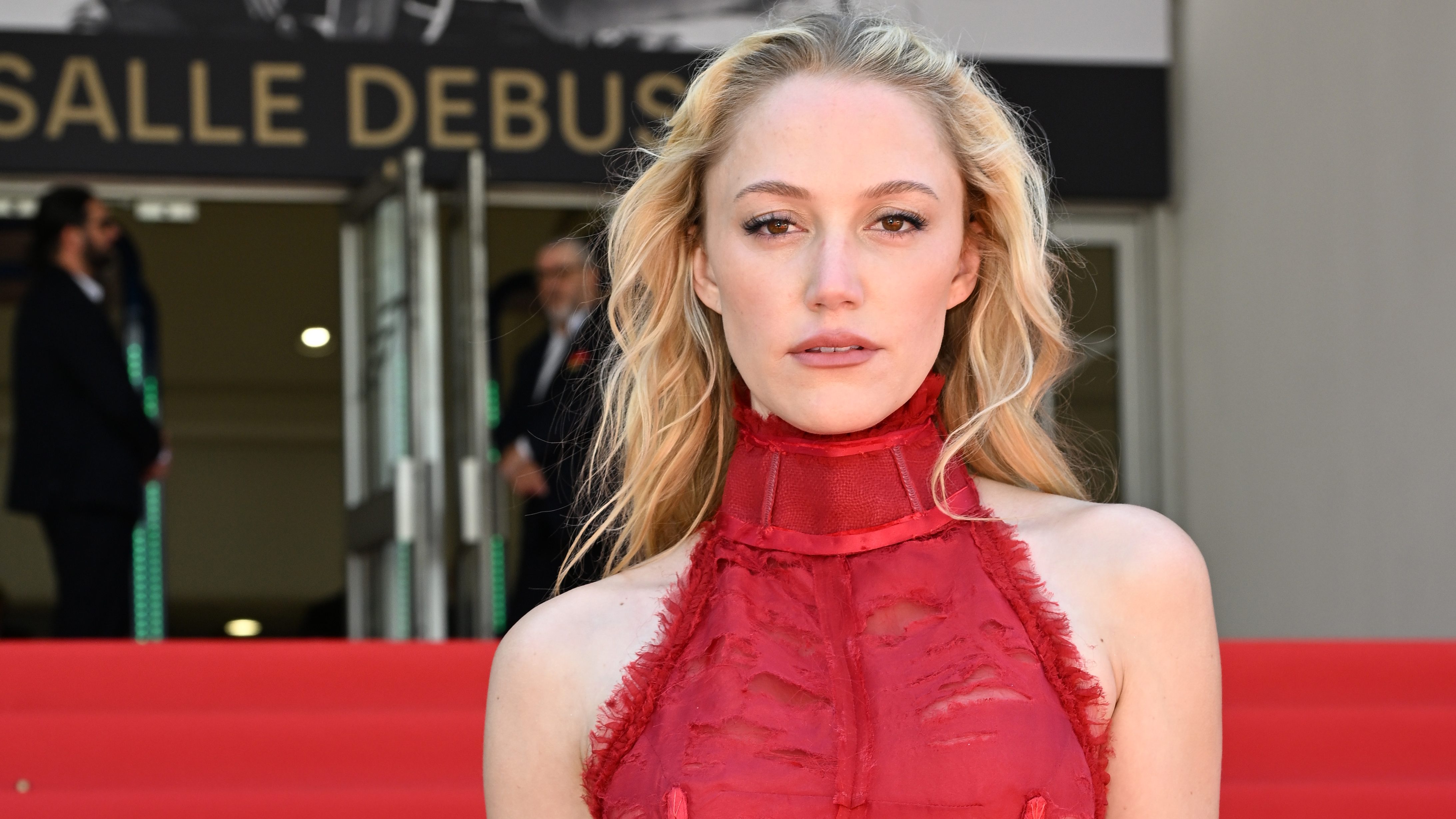 Maika Monroe Goes Full Patrick Bateman in 'Victorian Psycho' Trailer