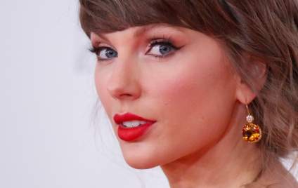 SEE: Taylor Swift’s Wedding Bouquet Revealed