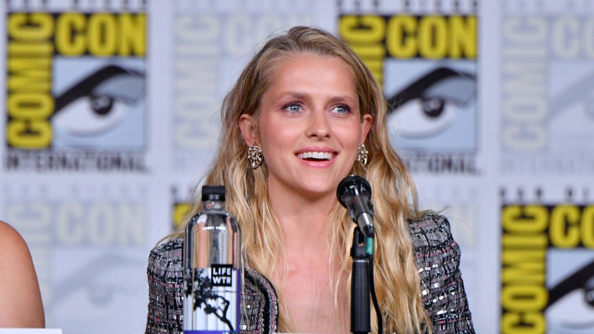 Teresa Palmer attends Comic Con