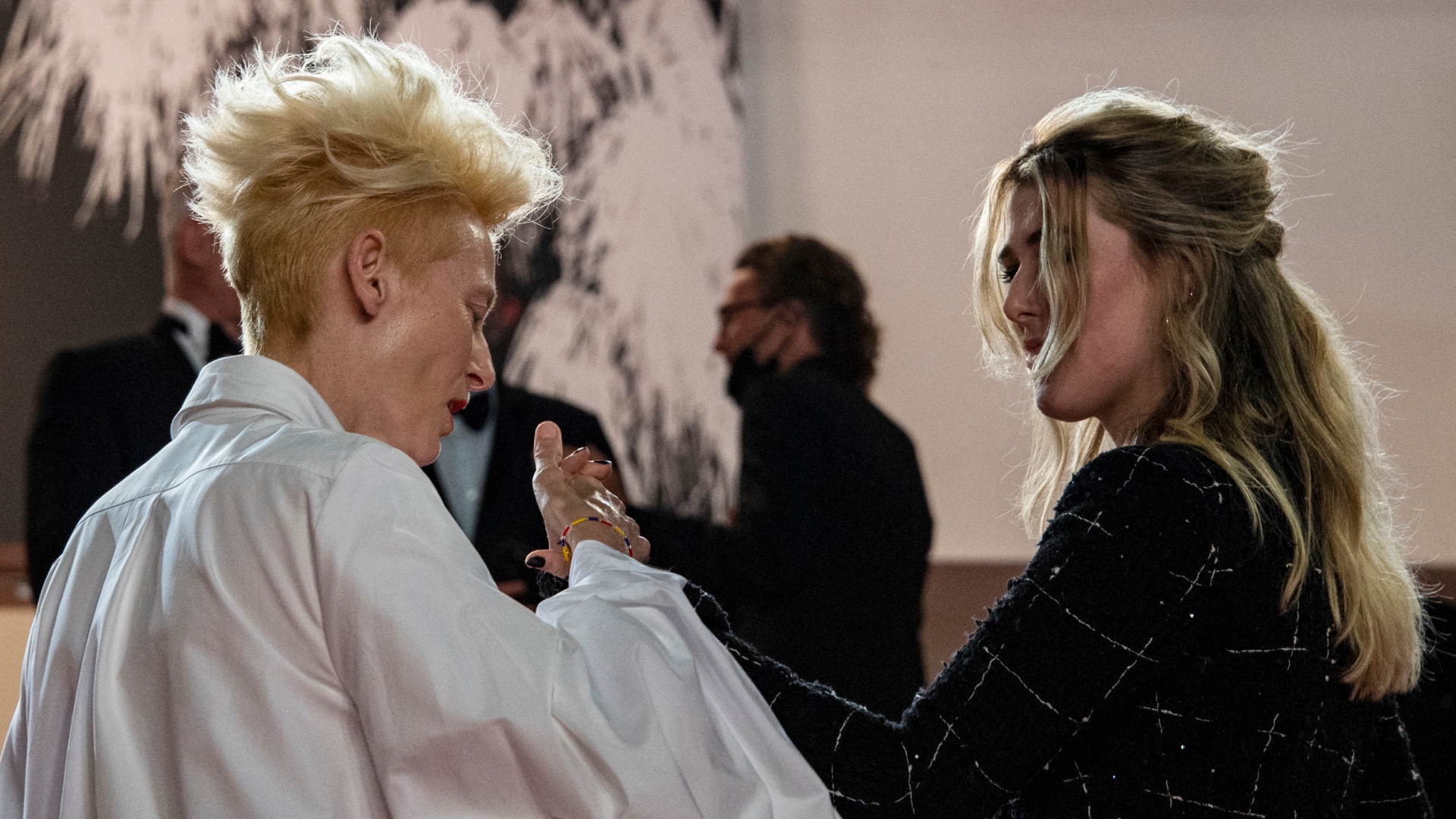 Tilda Swinton & Her Gorgeous Adult Daughter Turn Heads at Paris Fashion Week: SEE Her Now