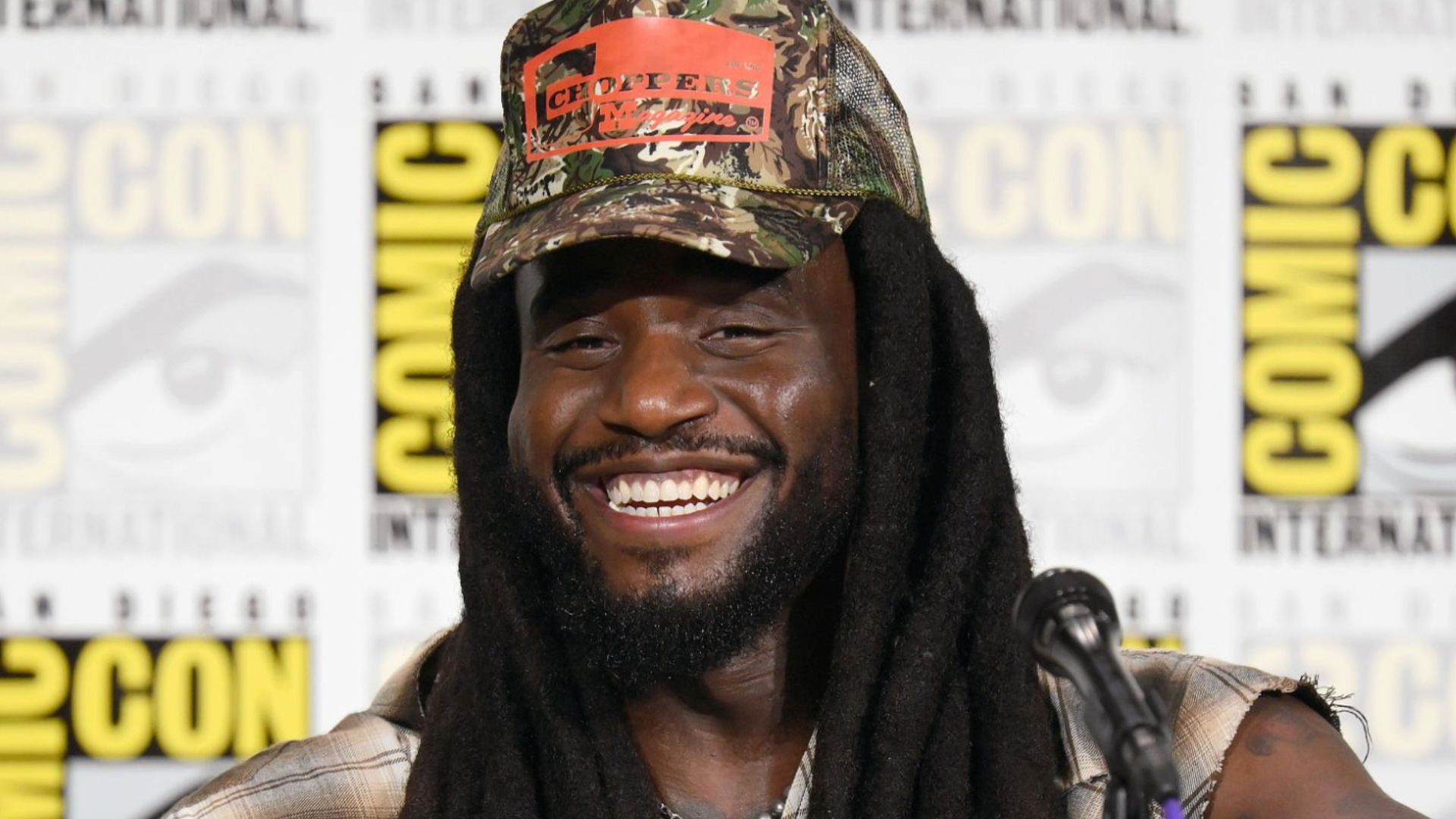 Shaboozey smiling at 2026 ComicCon