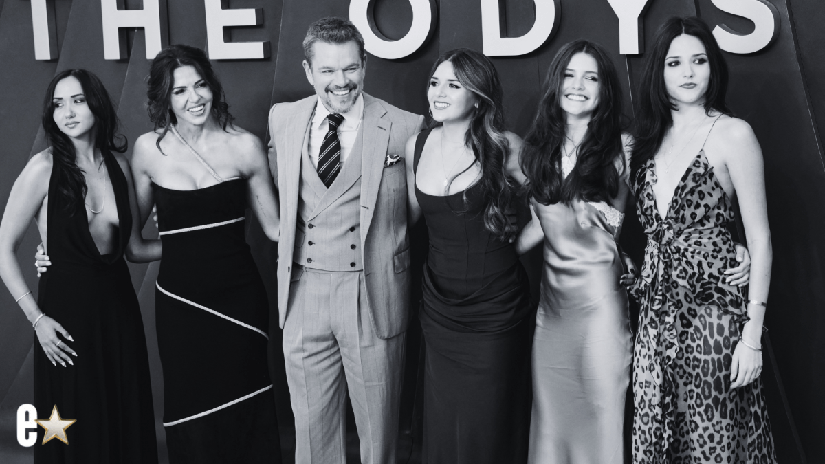 Matt Damon's Daughters Attend 'The Odyssey' Premiere: Pics
