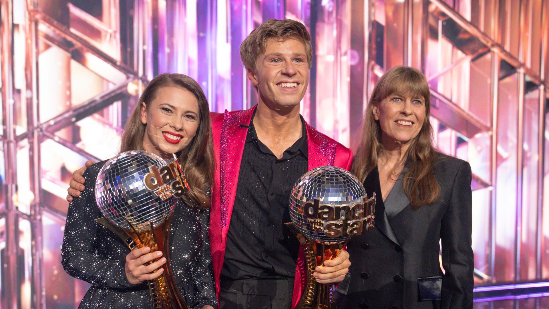 Bindi Irwin, Robert Irwin, Terri Irwin