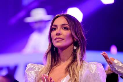 Kyle Richards’ Daughter Farrah Marks Pregnancy Milestone With Sweet First-Trimester Photos
