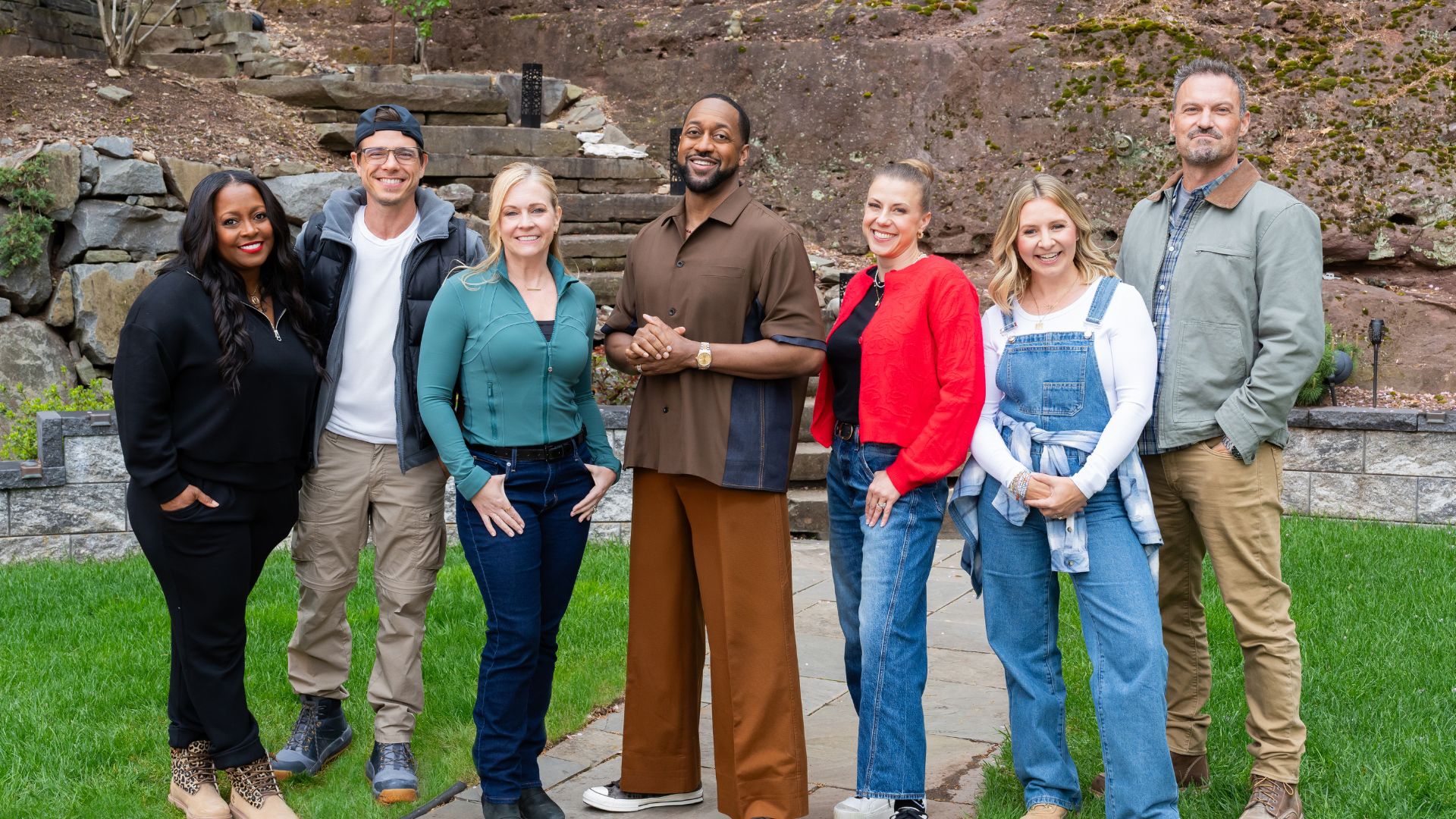 HGTV Totally '90s House_L to R Keshia Knight Pulliam, Matthew Lawrence, Melissa Joan Hart, Jaleel White, Jodie Sweetin, Beverley Mitchell, Brian Austin Green