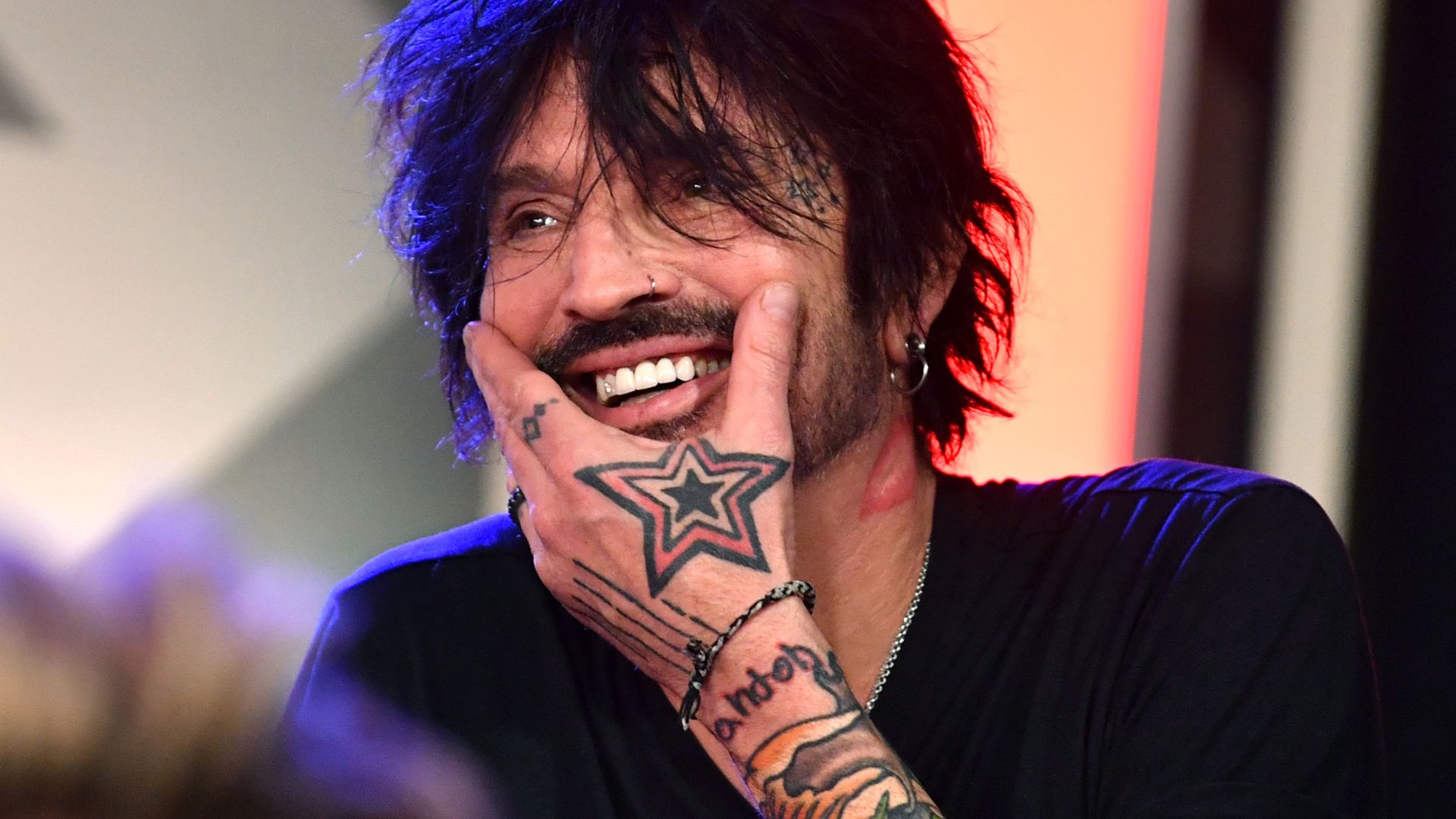 Tommy Lee of Mötley Crüe speaks during the press conference for THE STADIUM TOUR DEF LEPPARD.