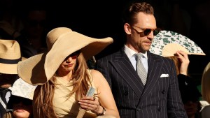 Tom Hiddleston - Jennifer Lopez