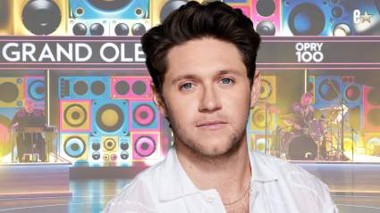 Niall Horan Was ‘Shaking’ as He Made His Emotional Debut at the Grand Ole Opry — VIDEO