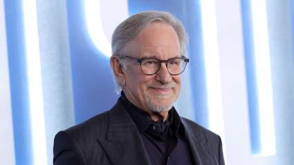 Steven Spielberg Remembers ‘Jurassic Park’ Star Sam Neill