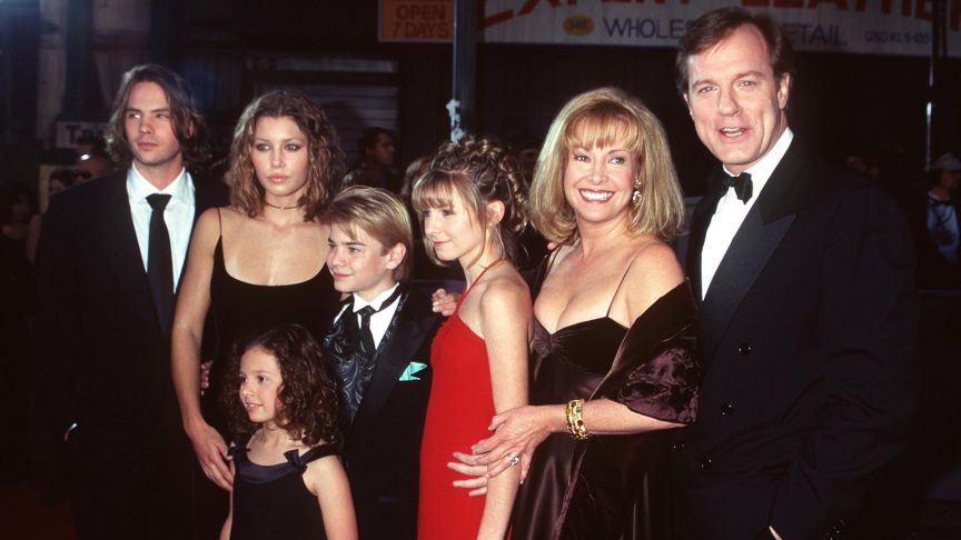 Cast of "7th Heaven" in 1999