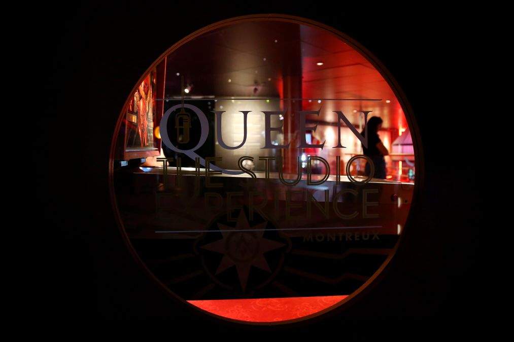 People visit "Queen - The Studio Experience" exhibition at the Casino Barriere on September 8, 2018 in Montreux. - Queen fans gather every year in Montreux to celebrate Freddie Mercury's birthday. Queen recorded several albums in this city and the fifteenth and final studio album 'Made in Heaven' was completed at the band's 'Mountain Studio'. A biopic about the British rock band entitled 'Bohemian Rhapsody' is due to be released in the United Kingdom on October 24, 2018. 