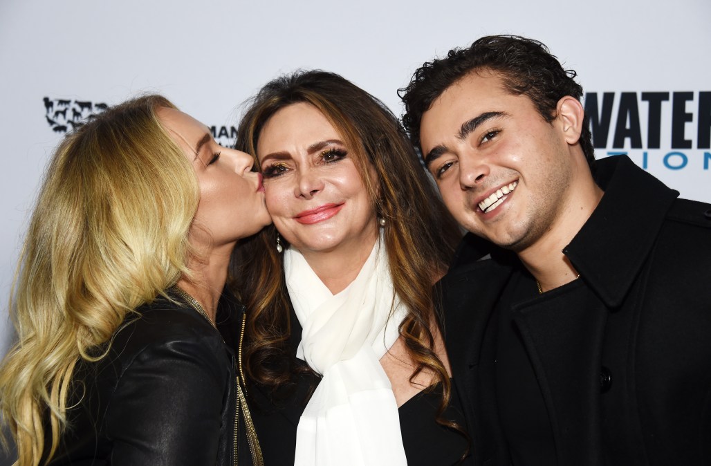 Hayden Panettiere, Lesley Vogel and Jansen Panettiere