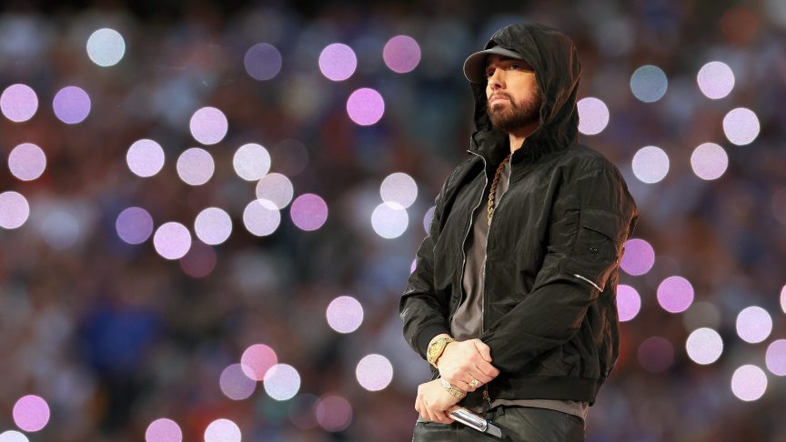 Eminem pays tribute to Dolly Parton