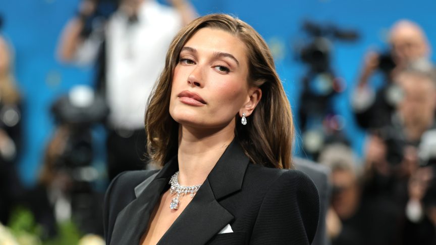 Hailey Bieber.