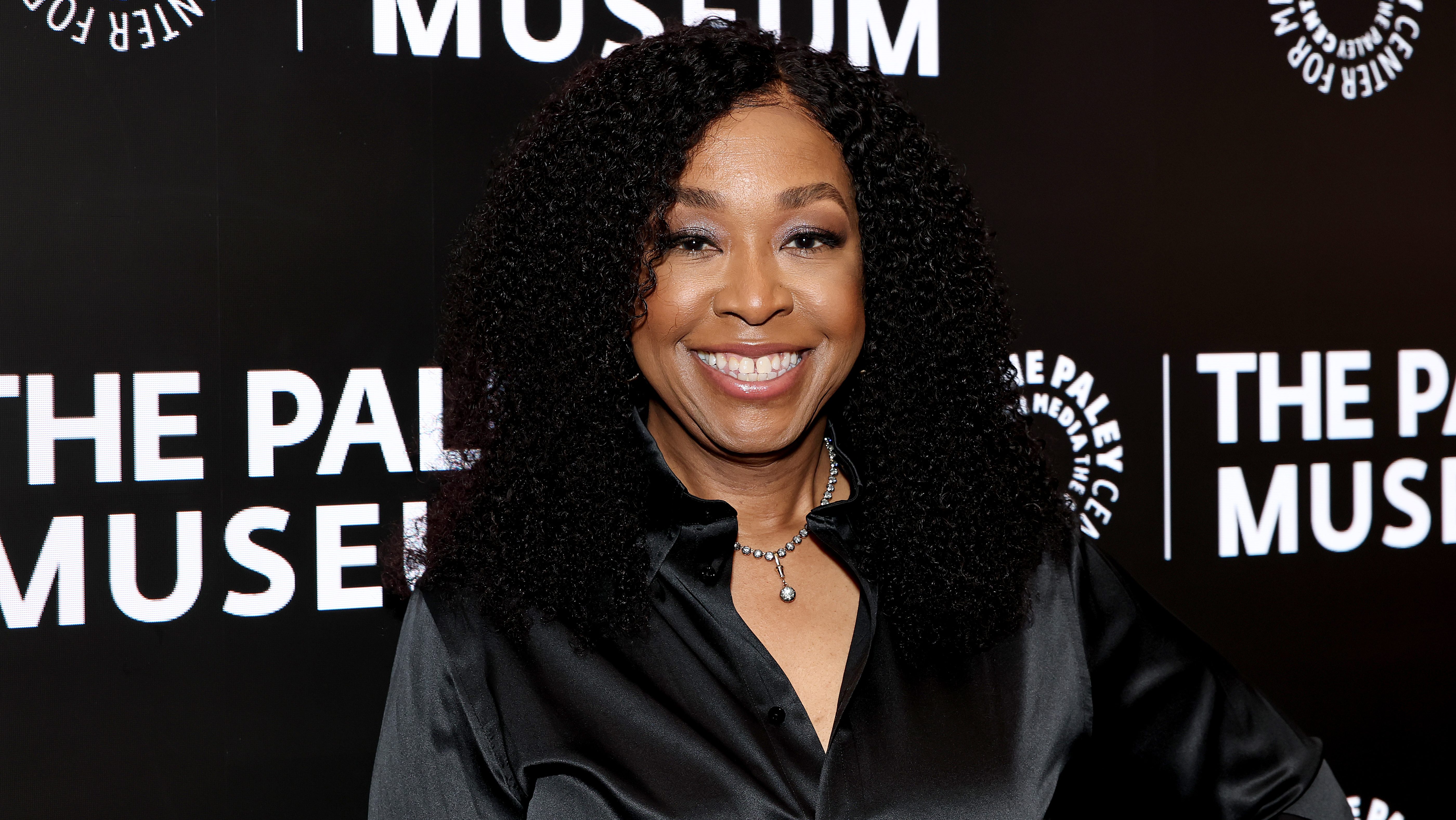Shonda Rhimes renews with Netflix for another five years