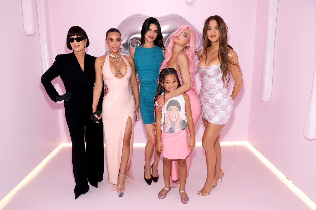Kris Jenner, Kim Kardashian, Kendall Jenner, Stormi Webster, Kylie Jenner, and Khloé Kardashian