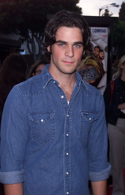 Eddie Cahill at the premiere of "Jay and Silent Bob Strike Back" (2001)