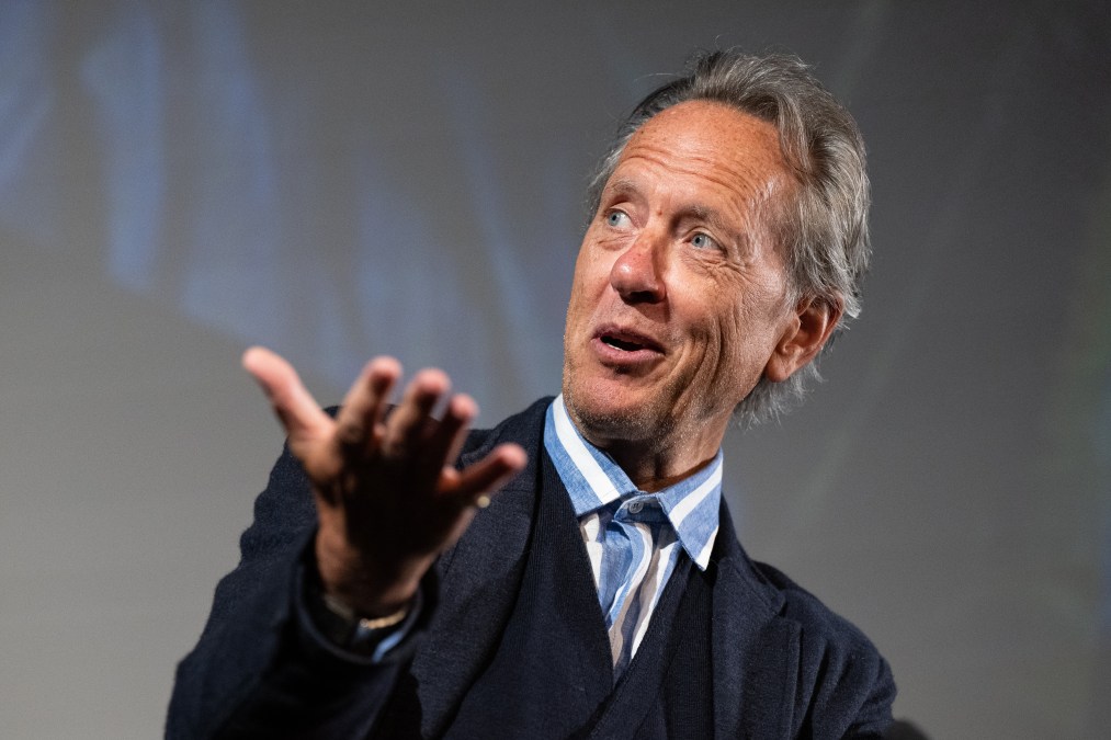 Richard E. Grant.