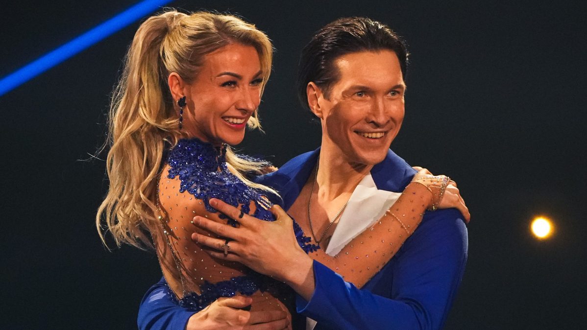 Anna-Carina Woitschack and Evgeny Vinokurov perform on stage during the final show of the 19th season of "Let's Dance"