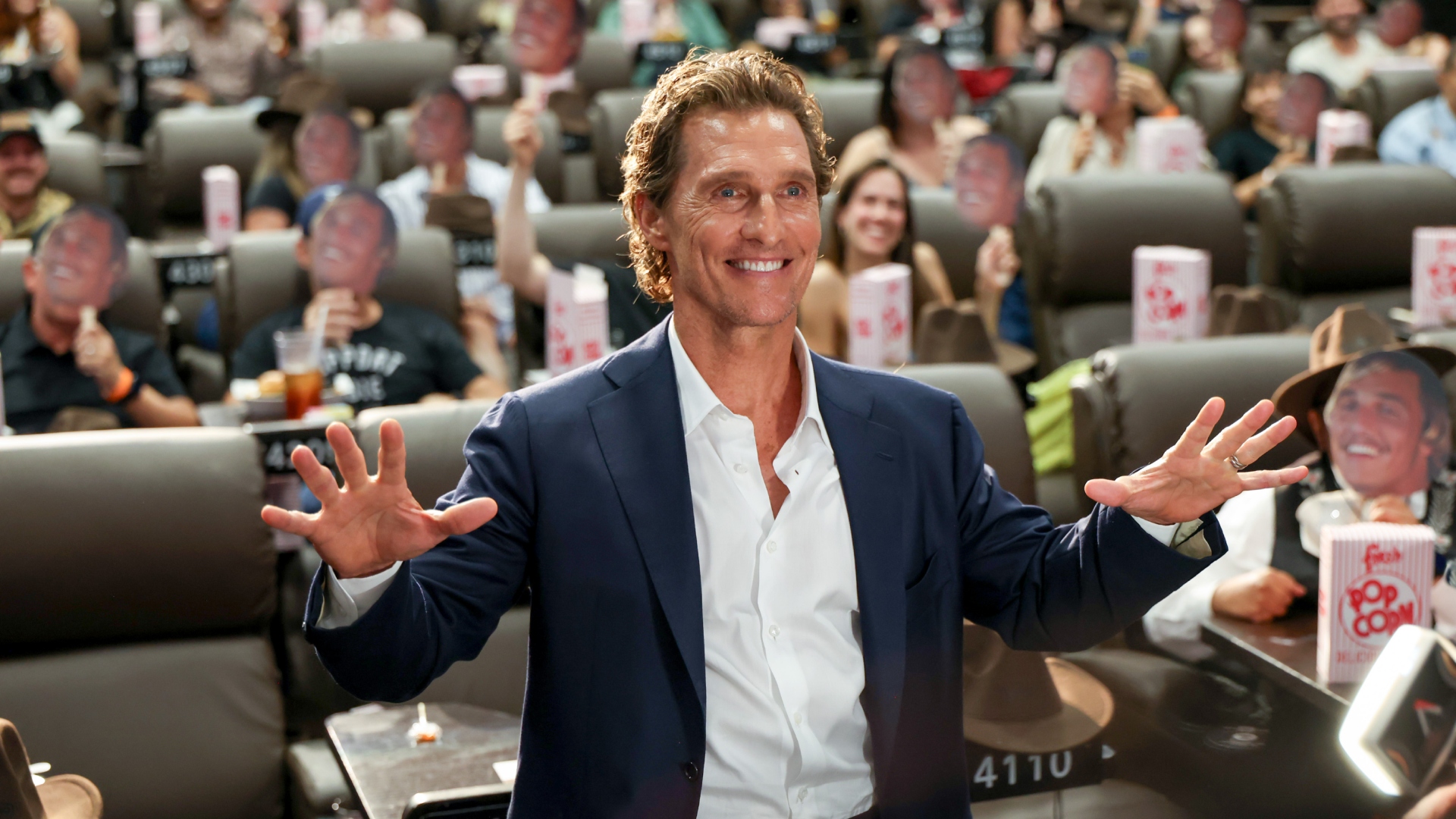 Matthew McConaughey Makes Rare Public Appearance With His Gorgeous Wife & All 3 Kids